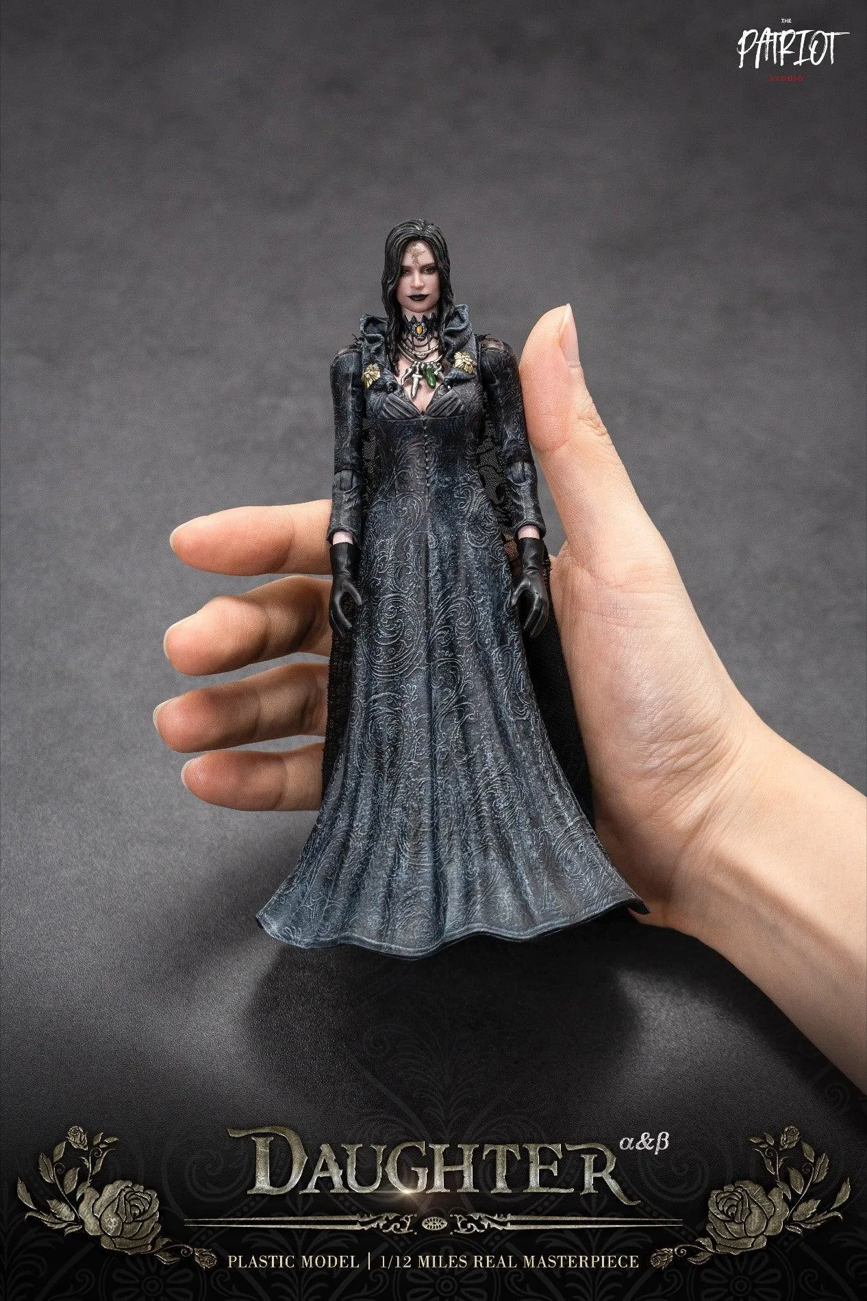 1:12 Vampire Daughter Action Figure