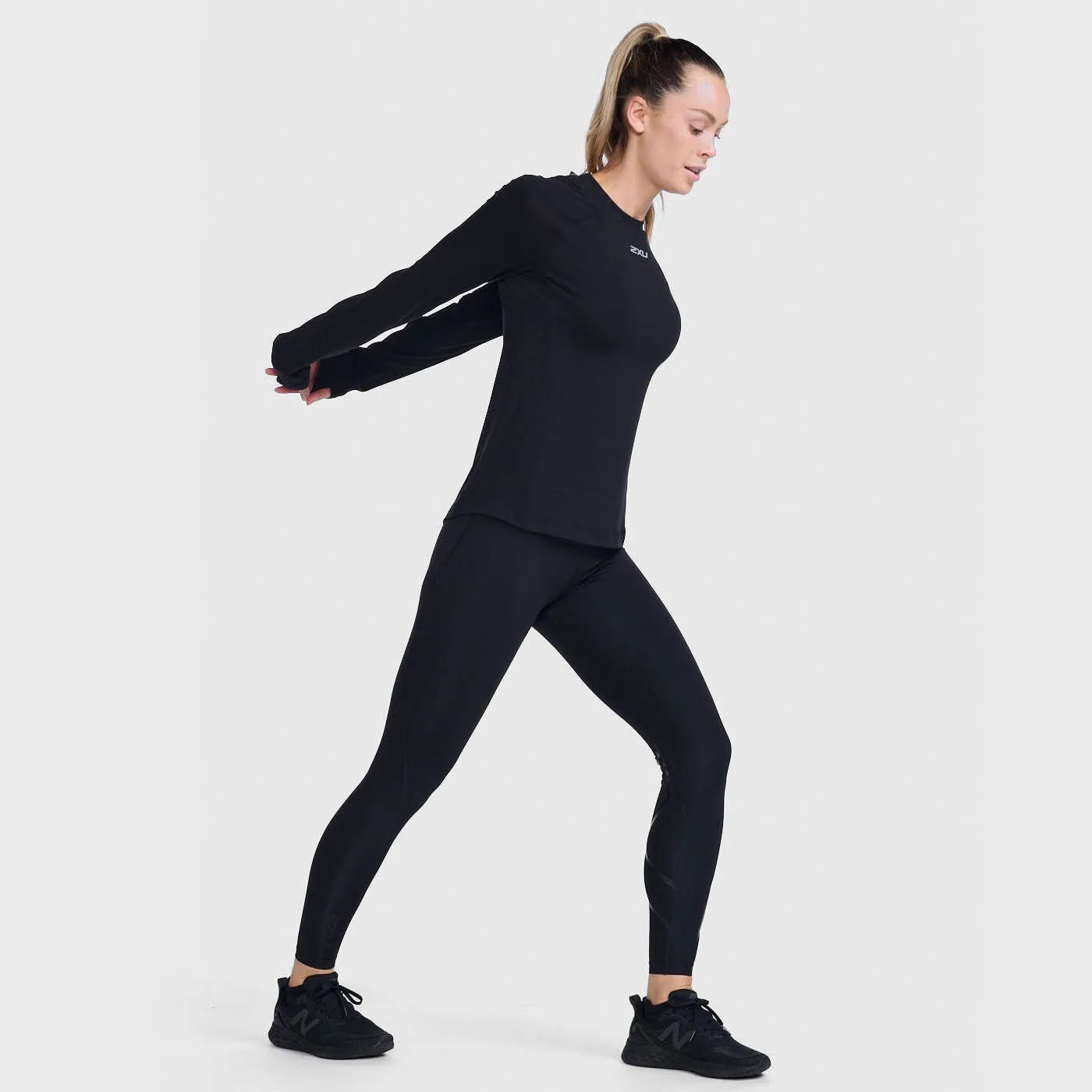 2XU - Women's Ignition Base Layer Long Sleeve - Black/Silver Reflective