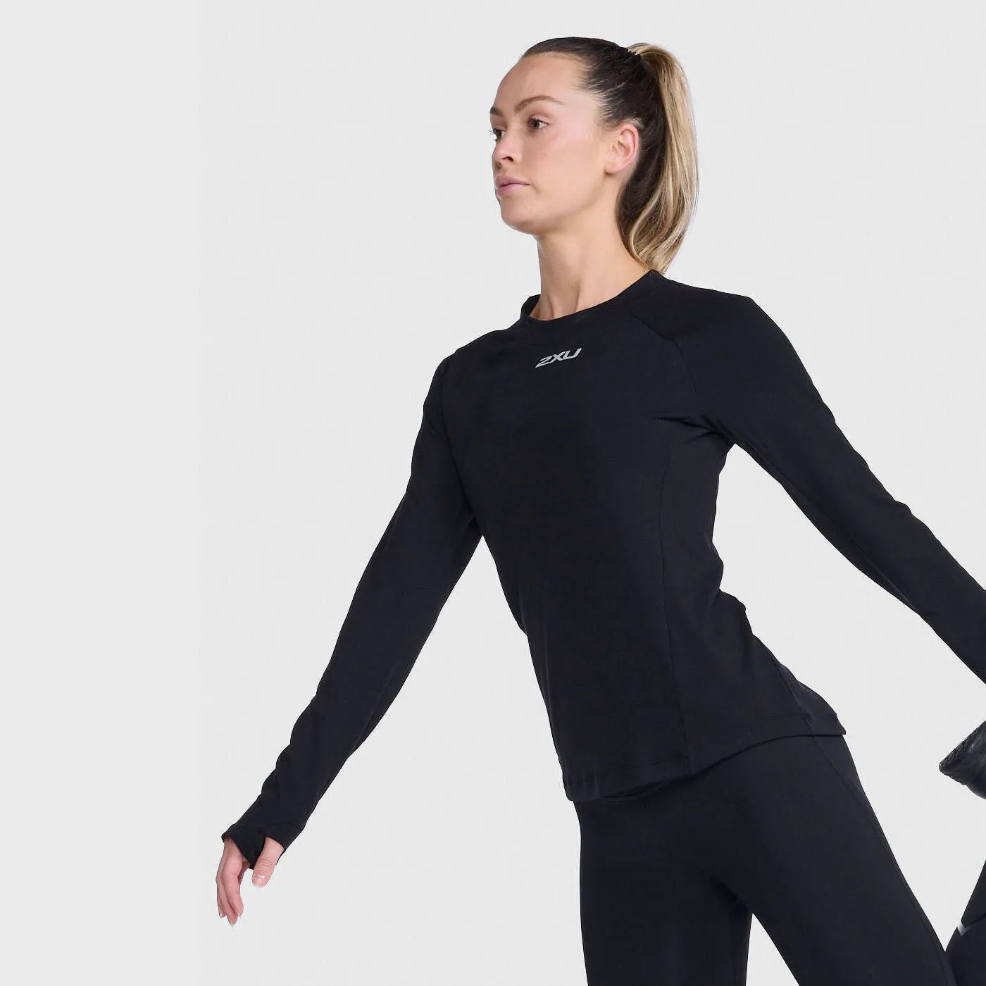 2XU - Women's Ignition Base Layer Long Sleeve - Black/Silver Reflective