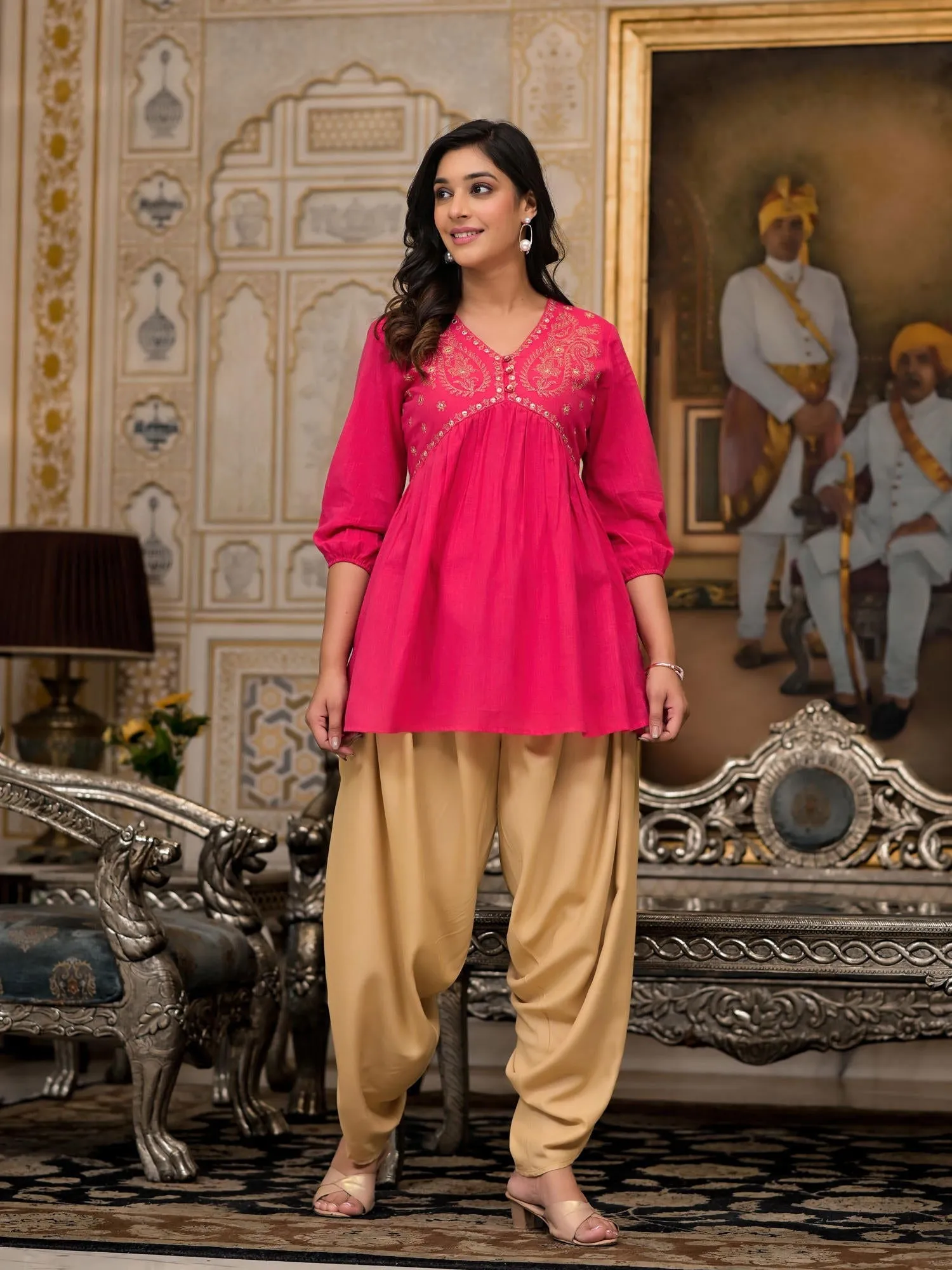 Jashvi Fuchsia Embroidered Cotton Women Tunic And Pant Co-Ord Set With Mirror & Zari Work