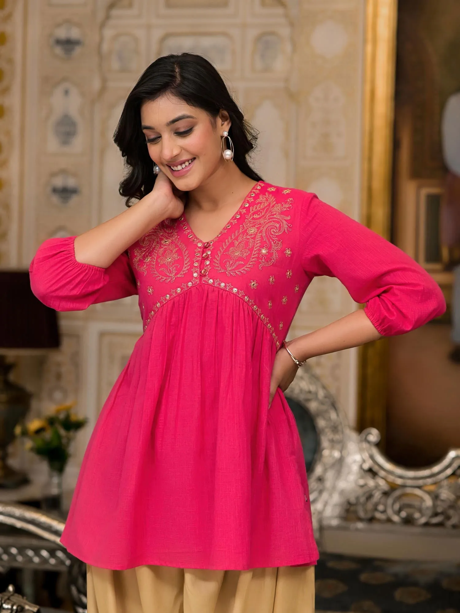 Jashvi Fuchsia Embroidered Cotton Women Tunic And Pant Co-Ord Set With Mirror & Zari Work