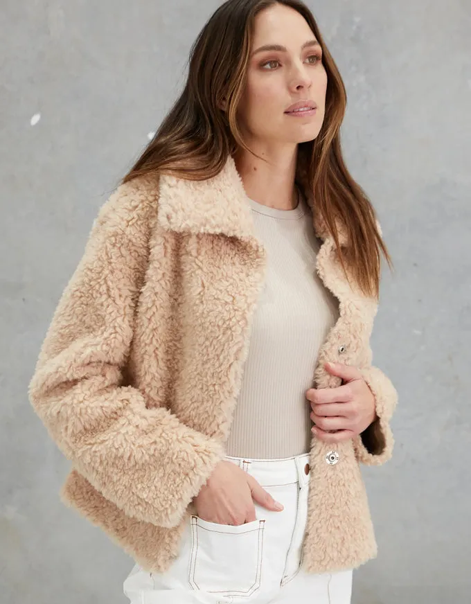 Kira Wool Teddy Jacket Sand