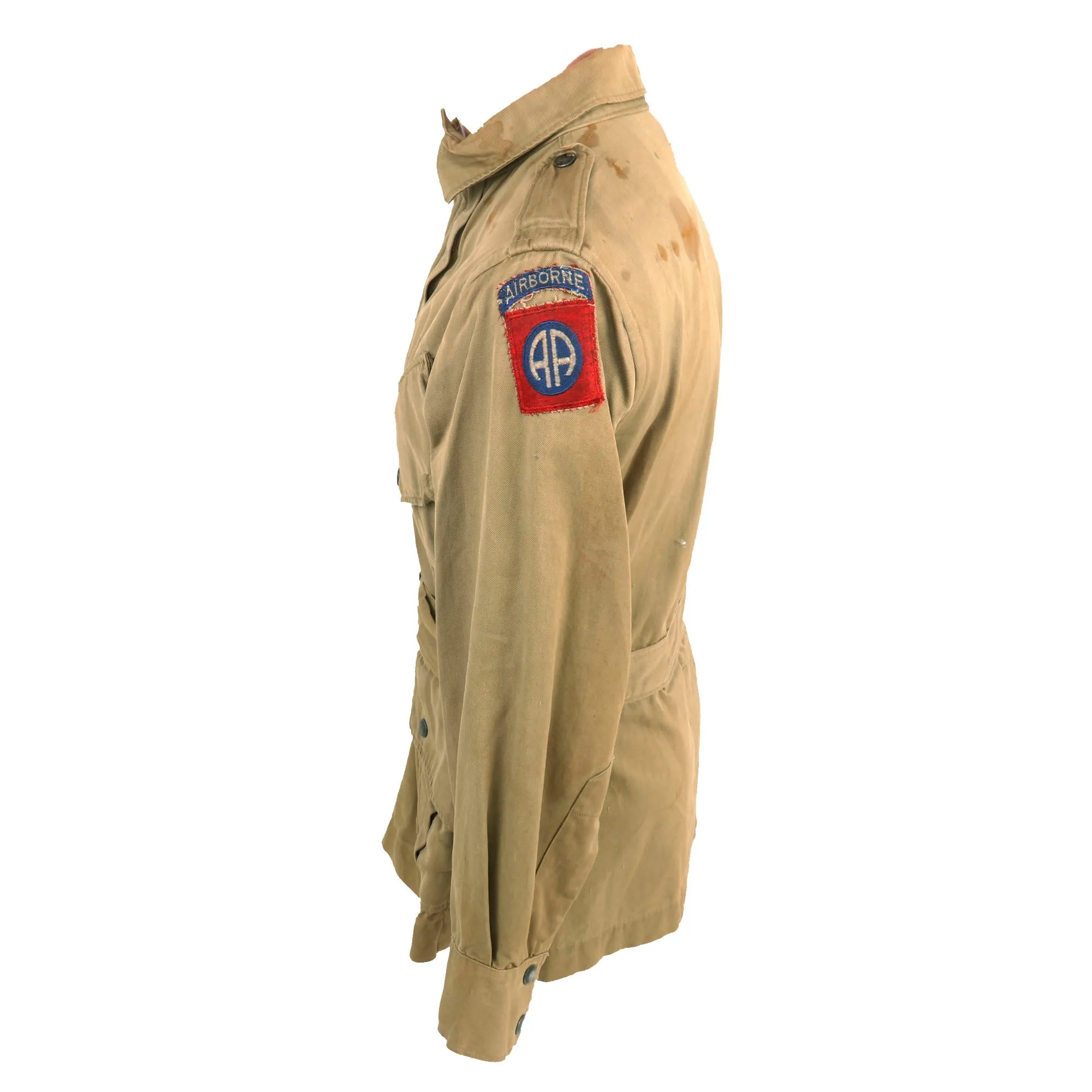 Original U.S. WWII M1942 Paratrooper Jump Jacket with Period Applied 82nd Airborne Division Shoulder Sleeve Insignia - Laundry Number Marked (Q9716)