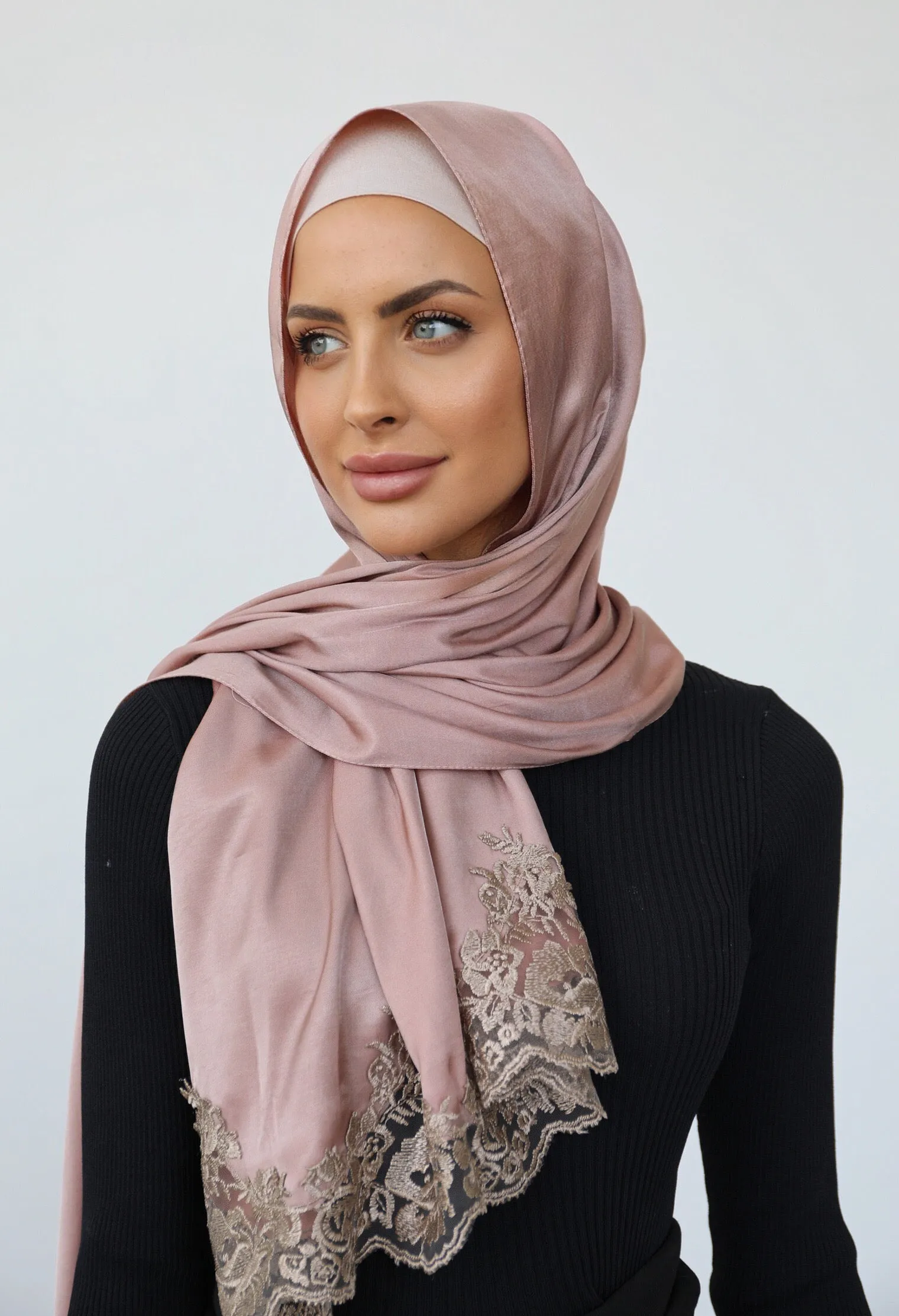 SATIN LACE TRIM SCARF