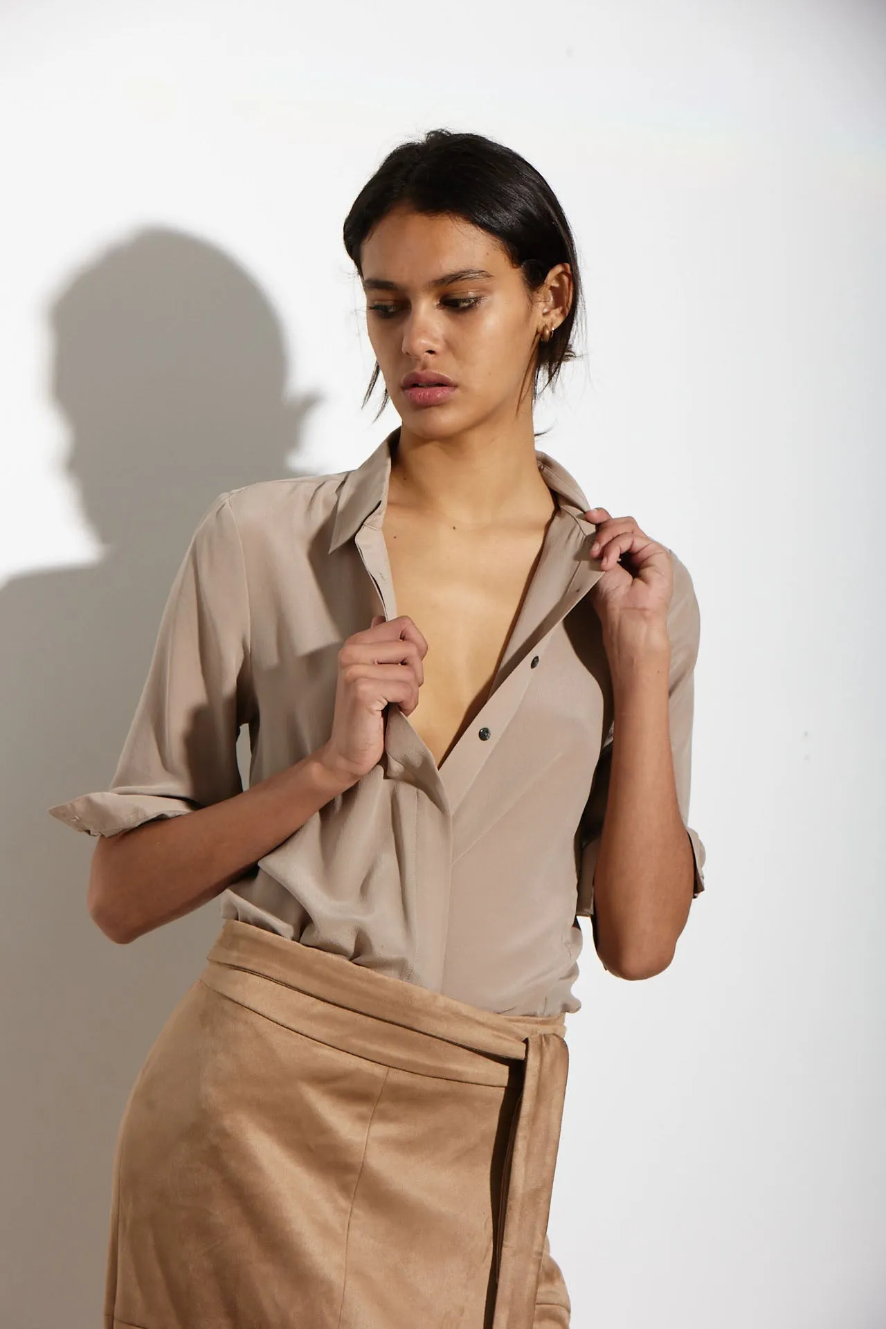 SILK SHIRT MOCHA-PEARL 3/4 SLEEVE (BEIGE)