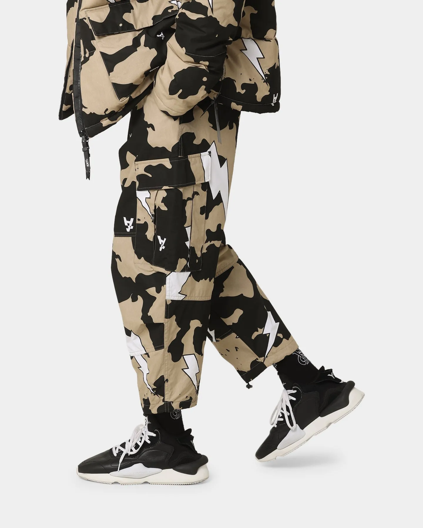 The Anti Order Buffalo Cargo Jogger Sand Storm Camo