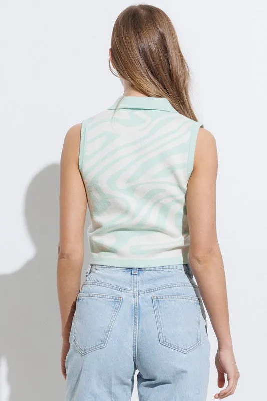 Wavy Sleeveless Knit Top