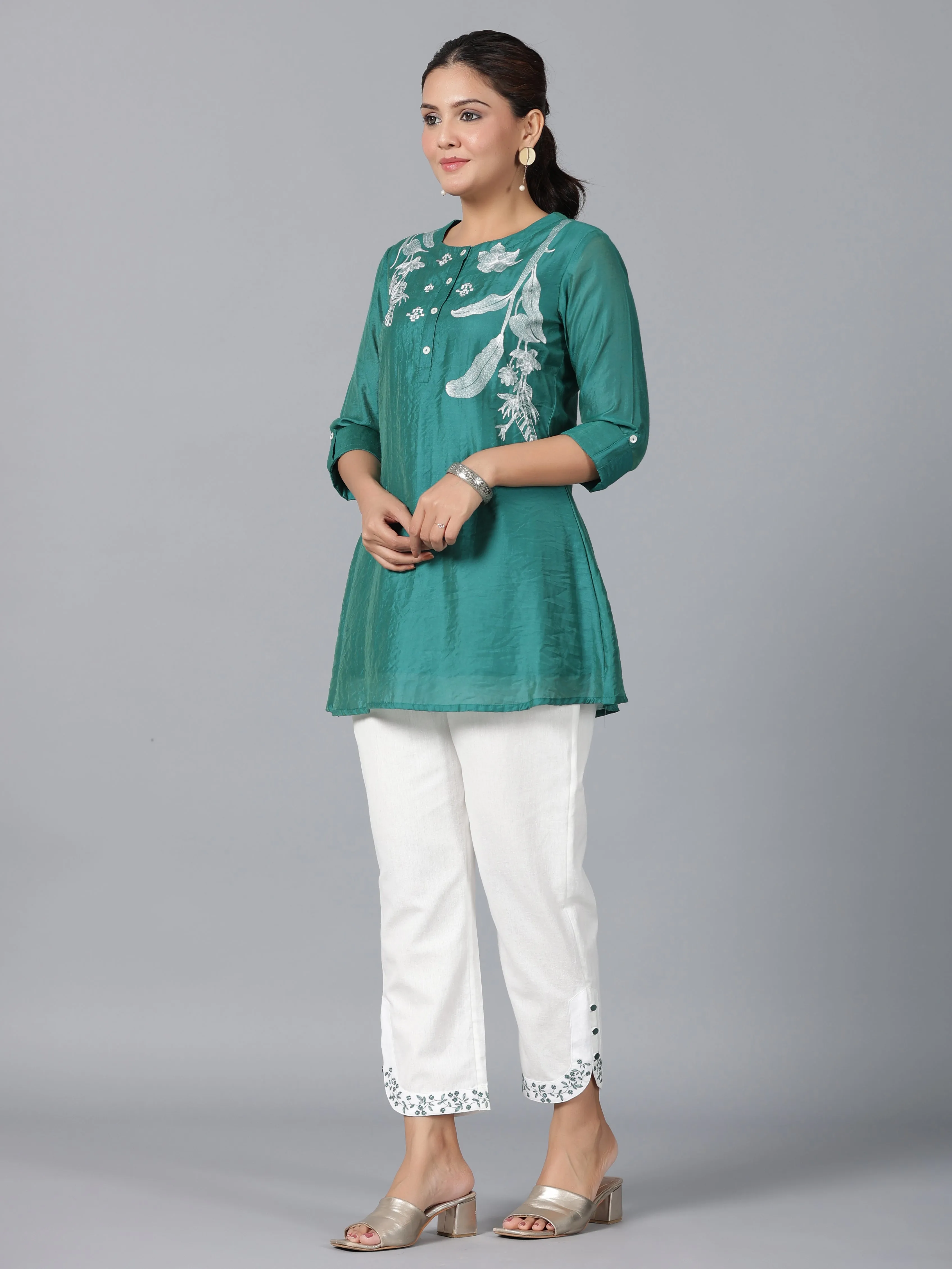 Women Green Chanderi Embroidered Clothing Set