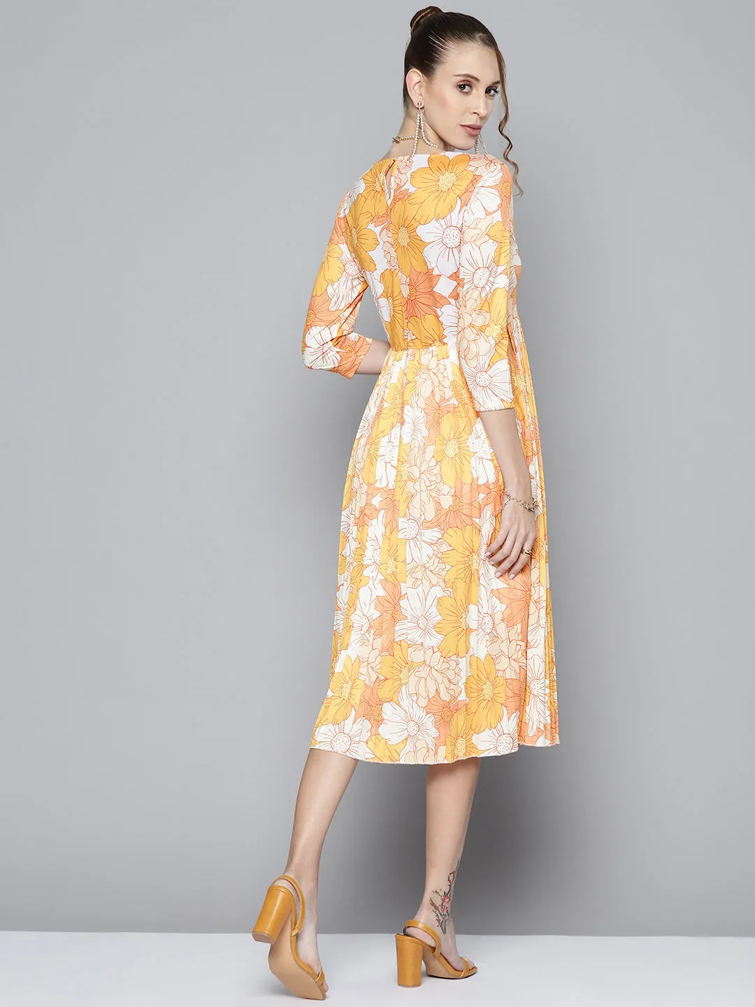 Women Mustard Floral Round Neck Pleated Dress