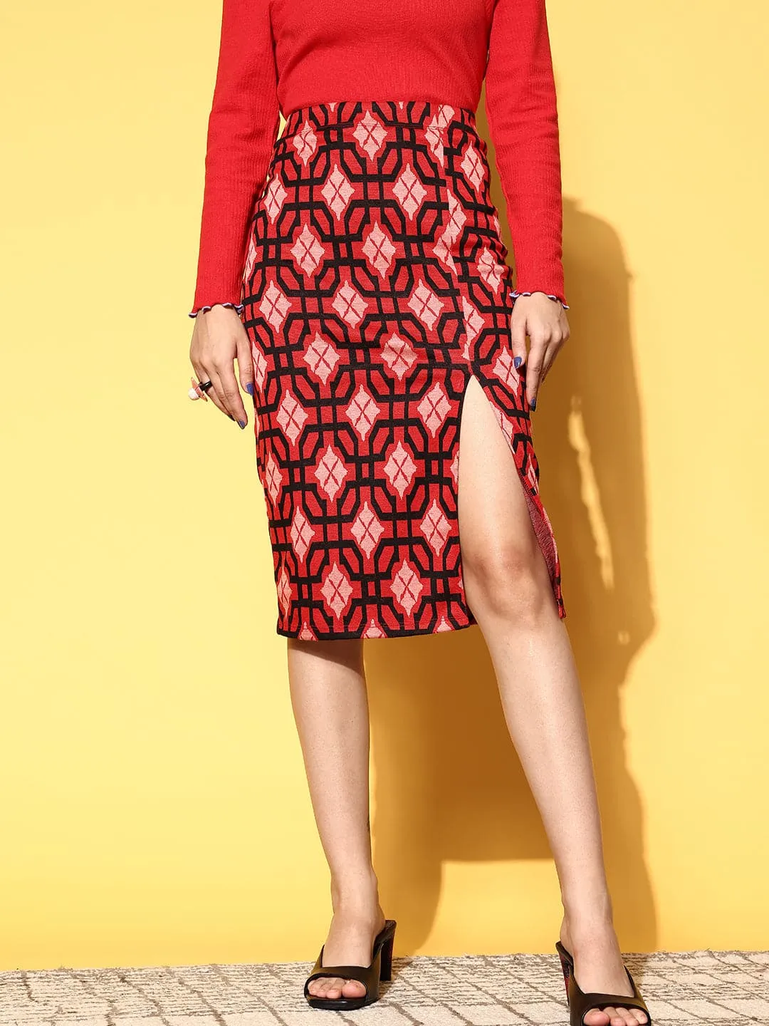 Women Red Geometric Knit Pencil Skirt